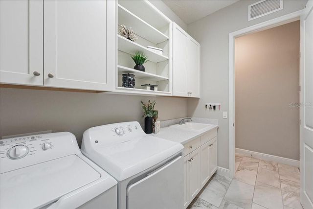 15406 CASTLE PARK TERRACE, Bradenton, FL 34202