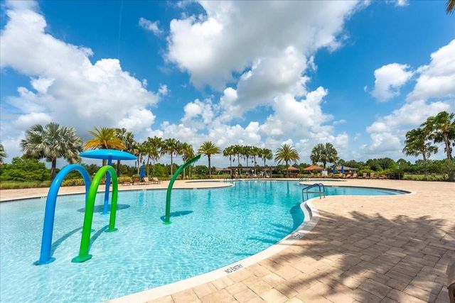 15406 CASTLE PARK TERRACE, Bradenton, FL 34202