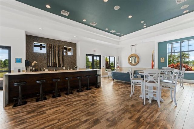 15406 CASTLE PARK TERRACE, Bradenton, FL 34202