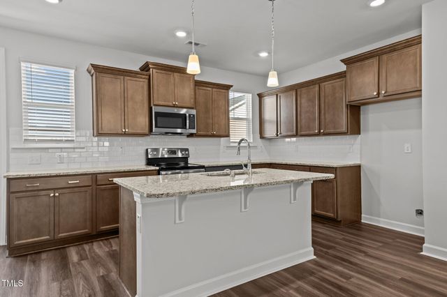 983 Parkstone Towne Boulevard, Knightdale, NC 27545