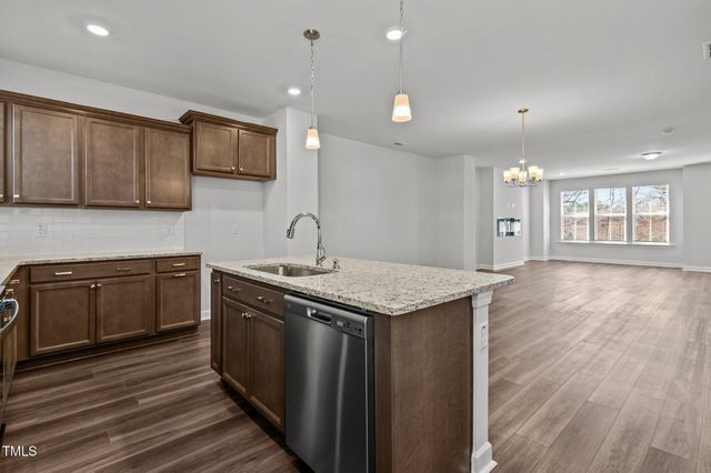 983 Parkstone Towne Boulevard, Knightdale, NC 27545