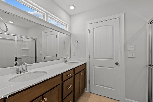 983 Parkstone Towne Boulevard, Knightdale, NC 27545