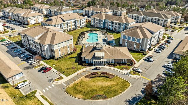 983 Parkstone Towne Boulevard, Knightdale, NC 27545