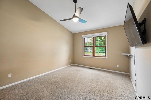 4800 S 75Th Street, Lincoln, NE 68516