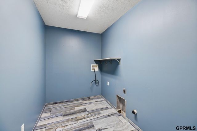 4800 S 75Th Street, Lincoln, NE 68516