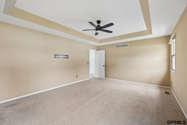 4800 S 75Th Street, Lincoln, NE 68516