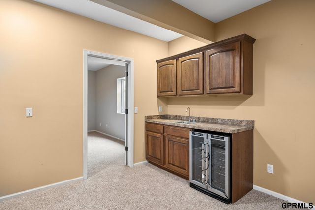 4800 S 75Th Street, Lincoln, NE 68516