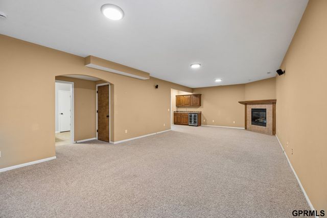 4800 S 75Th Street, Lincoln, NE 68516