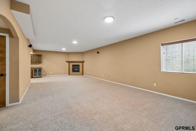 4800 S 75Th Street, Lincoln, NE 68516