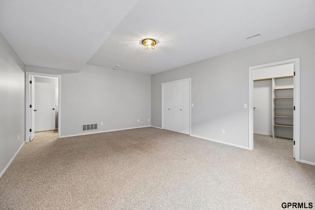 4800 S 75Th Street, Lincoln, NE 68516