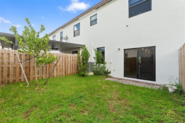 23016 SW 129th Ct, Miami, FL 33170