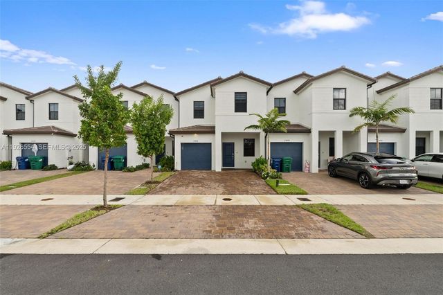 23016 SW 129th Ct, Miami, FL 33170