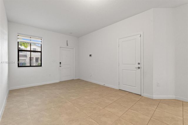 23016 SW 129th Ct, Miami, FL 33170