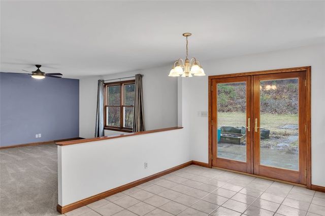 288 Wallrose Heights Rd, Economy, PA 15005