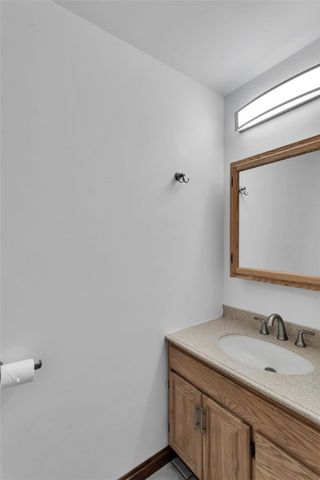 288 Wallrose Heights Rd, Economy, PA 15005