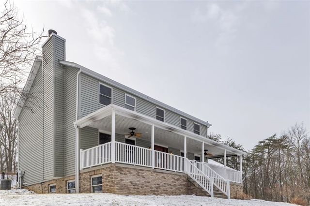 288 Wallrose Heights Rd, Economy, PA 15005