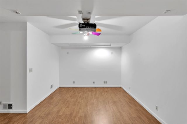 288 Wallrose Heights Rd, Economy, PA 15005