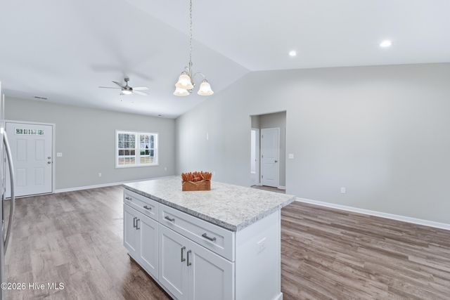 1992 Catherine Lake Road, Richlands, NC 28574