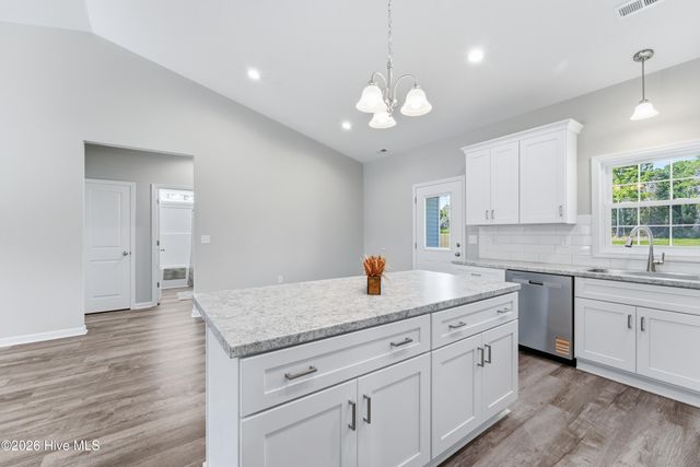 1992 Catherine Lake Road, Richlands, NC 28574