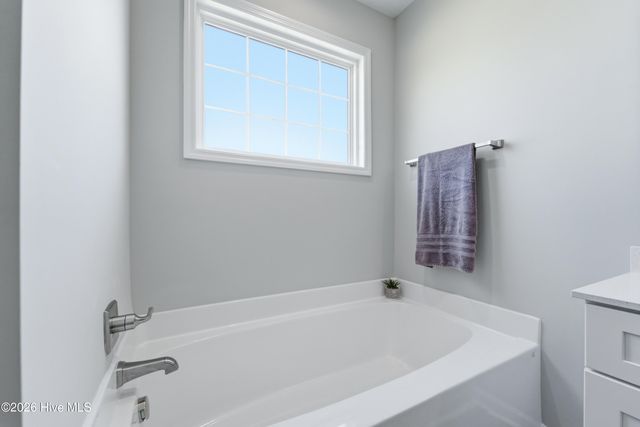 1992 Catherine Lake Road, Richlands, NC 28574