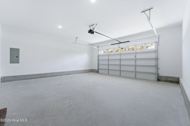 1992 Catherine Lake Road, Richlands, NC 28574