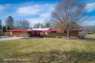 3711 Applewood Drive, Midland, MI 48640
