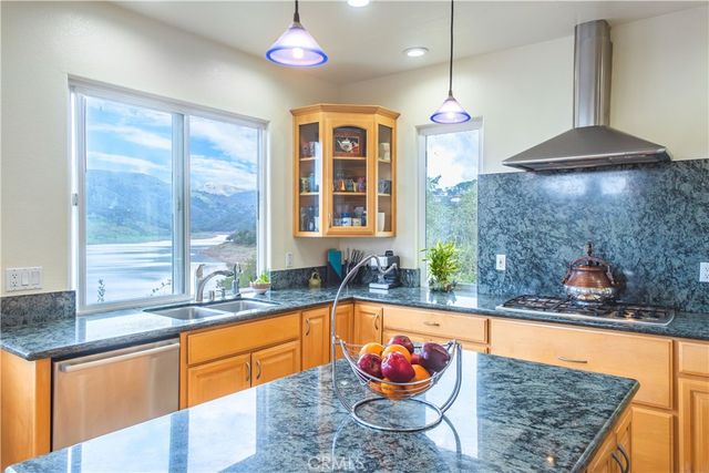 2987 Holiday Court, Morgan Hill, CA 95037