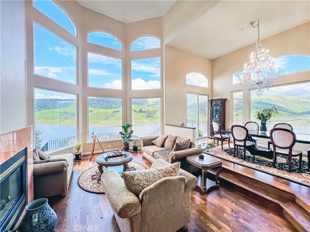 2987 Holiday Court, Morgan Hill, CA 95037