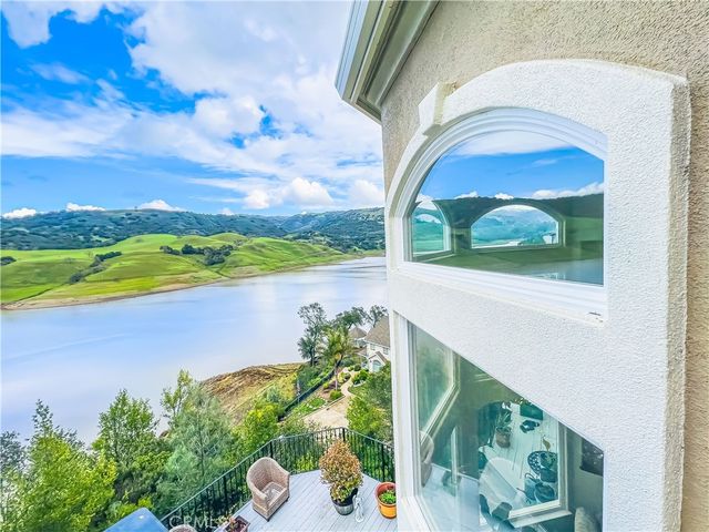 2987 Holiday Court, Morgan Hill, CA 95037