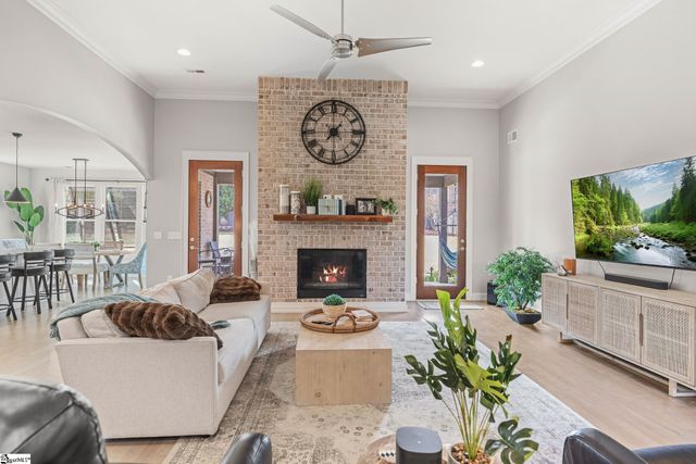 2201 River Road, Greer, SC 29650