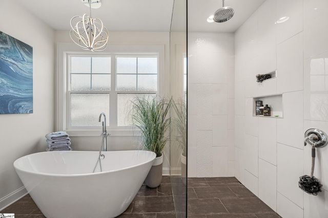 2201 River Road, Greer, SC 29650