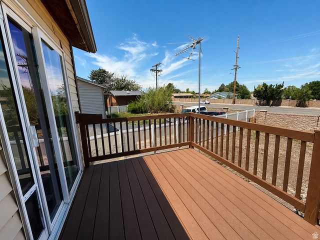3356 W CROWN ST, Taylorsville, UT 84129