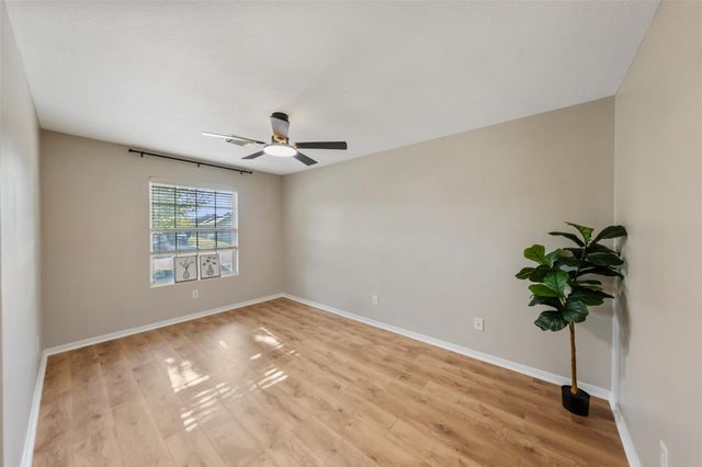7826 Chervil Lane, Baytown, TX 77521