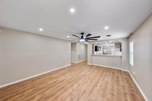 7826 Chervil Lane, Baytown, TX 77521
