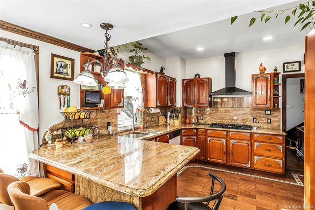 13539 Hook Creek Boulevard, Rosedale, NY 11422