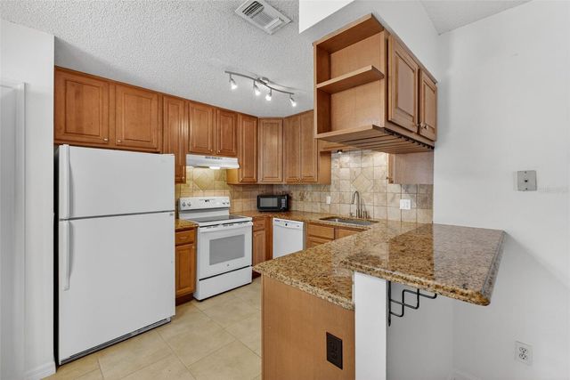 490 TAMARACK STREET, Altamonte Springs, FL 32714