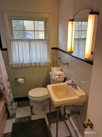 8 Prospect Hill, Deep River, CT 06417