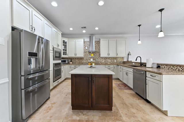 8249 Viale Matera, Lake Worth, FL 33467