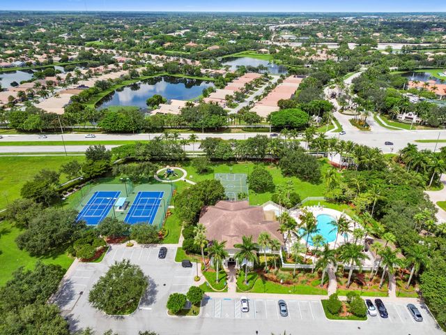 8249 Viale Matera, Lake Worth, FL 33467
