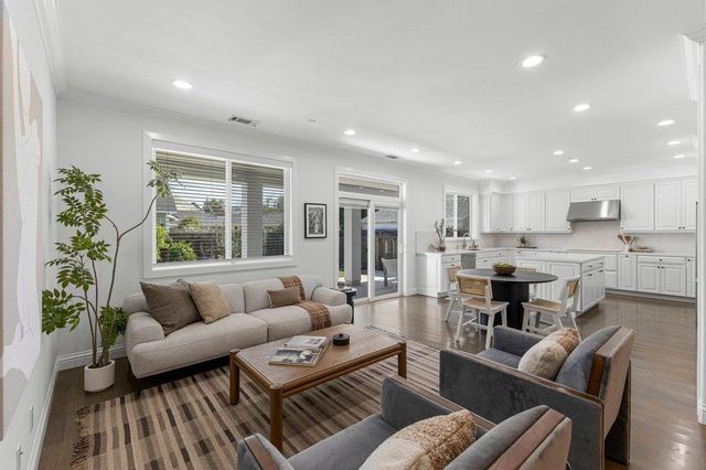 480 Rosewood, San Jose, CA 95117