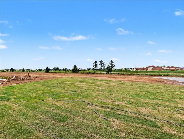 7767 Scenic Valley Avenue, Springdale, AR 72762