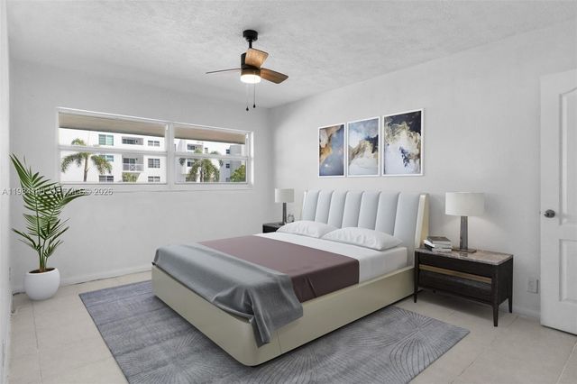1340 NE 28th Avenue 244, Pompano Beach, FL 33062