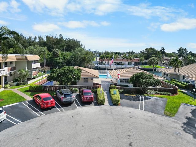 1340 NE 28th Avenue 244, Pompano Beach, FL 33062