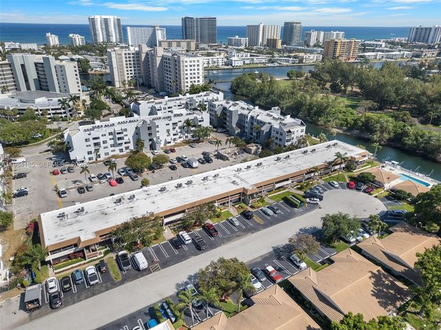 1340 NE 28th Avenue 244, Pompano Beach, FL 33062