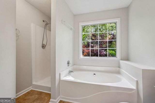 6321 Shady Grove Lane, Flowery Branch, GA 30542