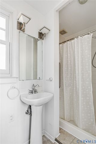 10336 Purcell Rd, Glen Allen, VA 23060