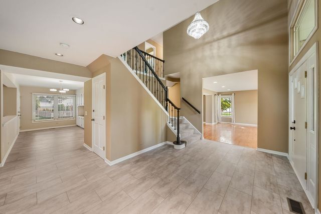 1901 Brandywyn Lane, Buffalo Grove, IL 60089