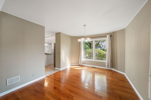 1901 Brandywyn Lane, Buffalo Grove, IL 60089