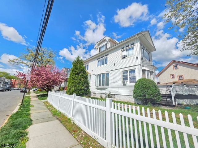 747 Canton St, Elizabeth City, NJ 07202