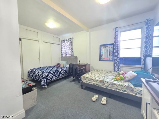 747 Canton St, Elizabeth City, NJ 07202